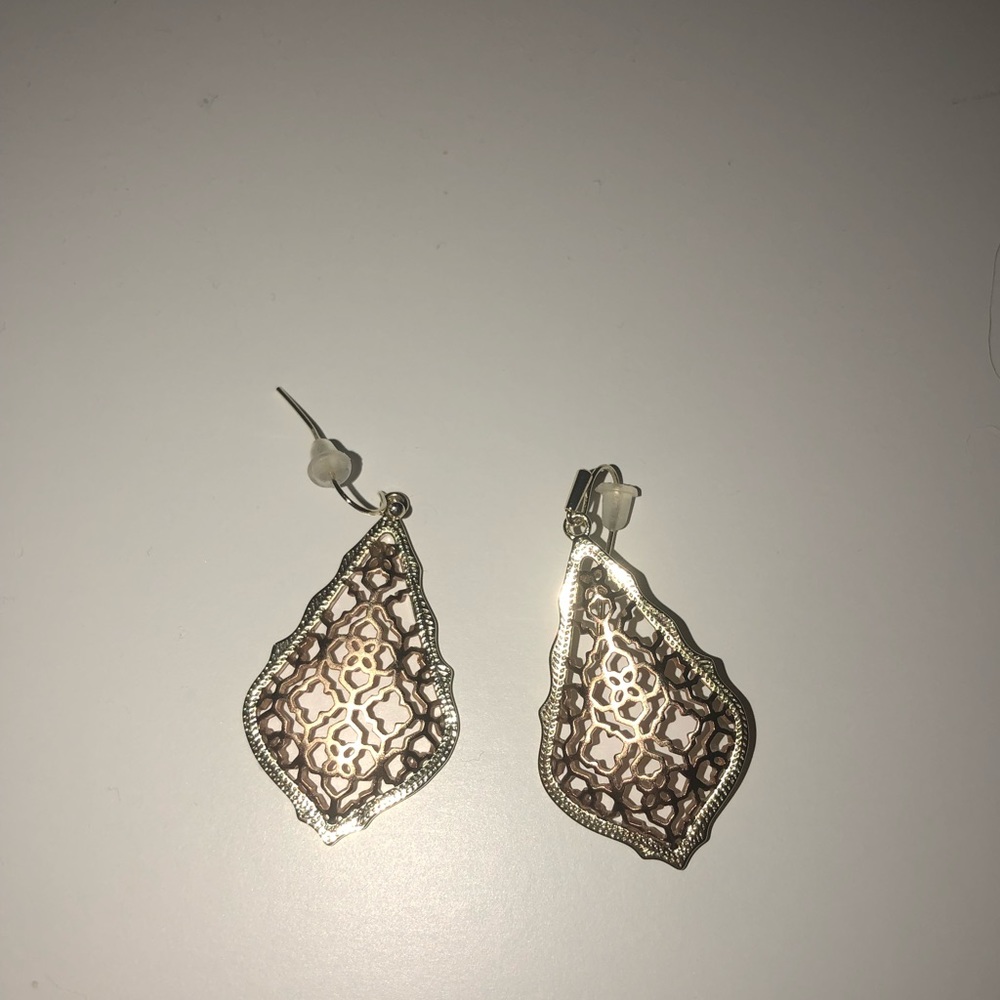 Kendra Scott rose gold earrings